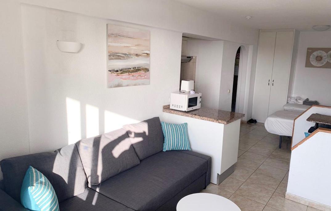 Sea View Studio Apartment In Santa Maria Adeje Luaran gambar