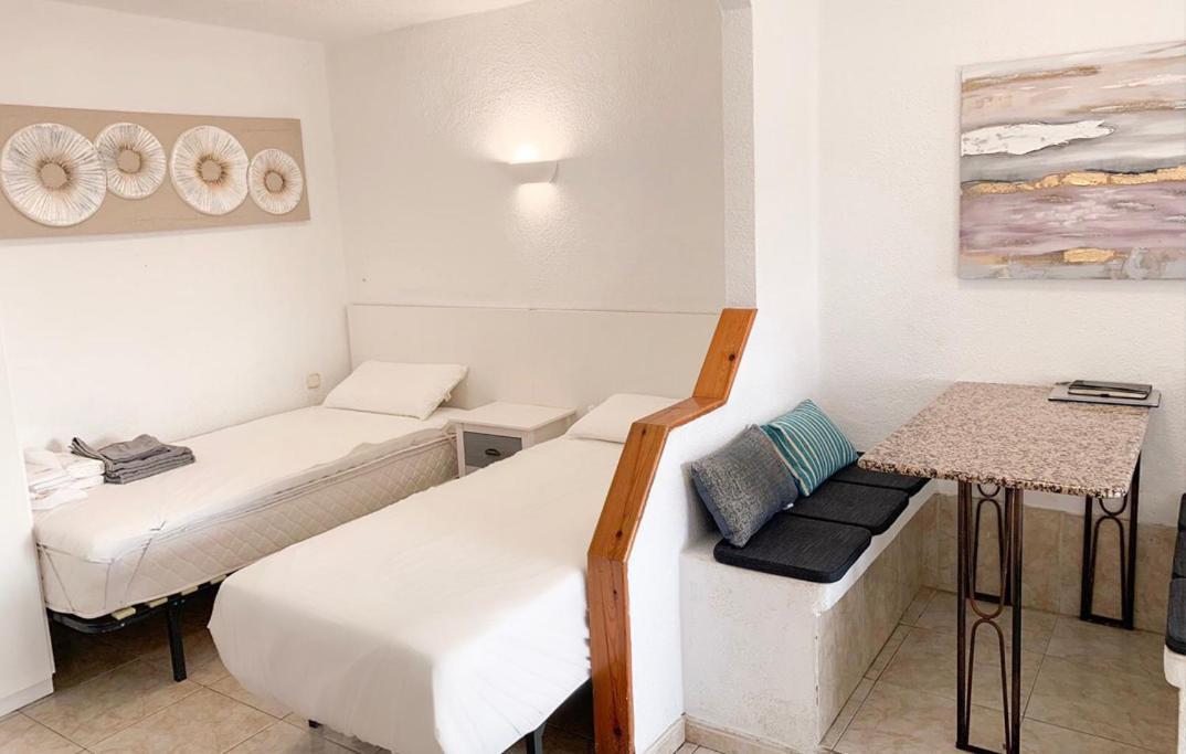 Sea View Studio Apartment In Santa Maria Adeje Luaran gambar